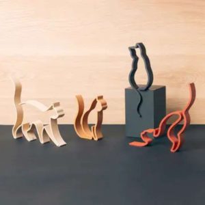 Lot de 4 chats noirs décoratifs imprimés en 3D – matière biosourcée bois/amidon – made in France – zéro plastique