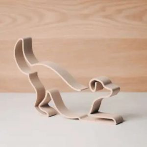 Lot de 4 chiens décoratifs marron imprimés en 3D – bois recyclé et amidon – fabrication française écoresponsable