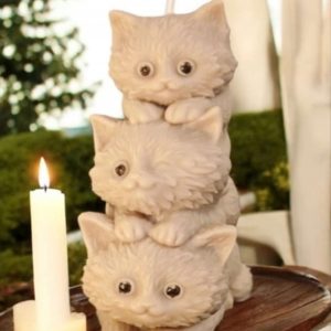 : Bougie artisanale Les 3 Poilus en cire végétale avec mèche en coton, faite main en France