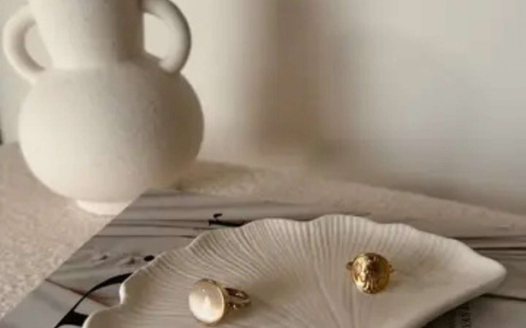 Déco en Jesmonite : la matière tendance, design et éco-responsable