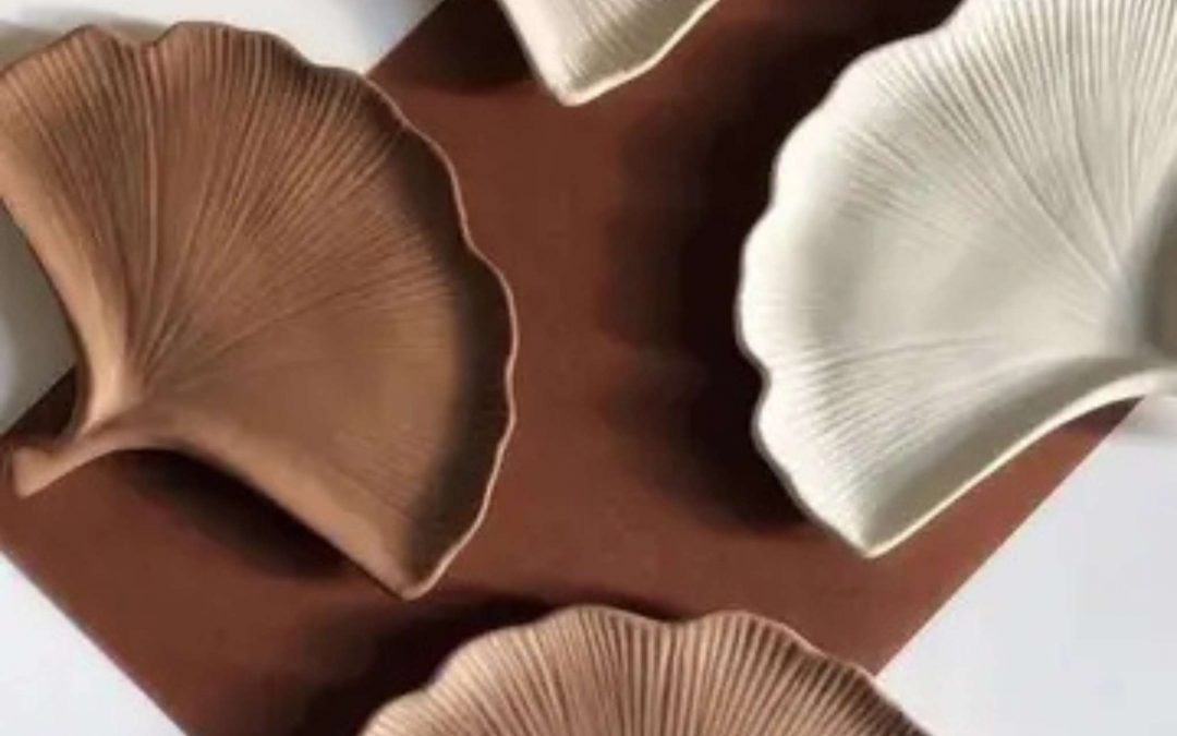 Objets décoratifs en Jesmonite : des pièces élégantes et écologiques ajoutant une touche moderne et durable à l’intérieur.