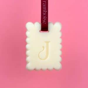 Biscuit parfumé Framboise à suspendre en cire d’olive naturelle – fabrication artisanale française