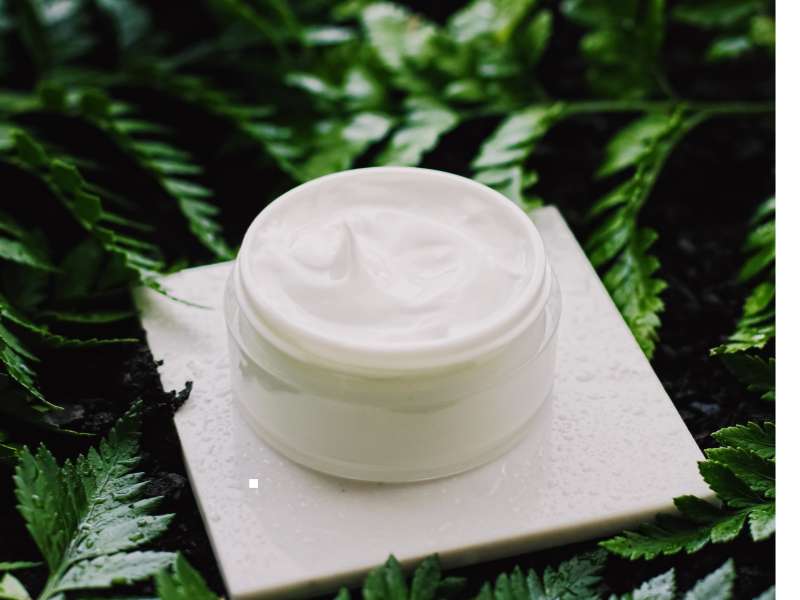 Crème hydratante  pour soin visage et corps