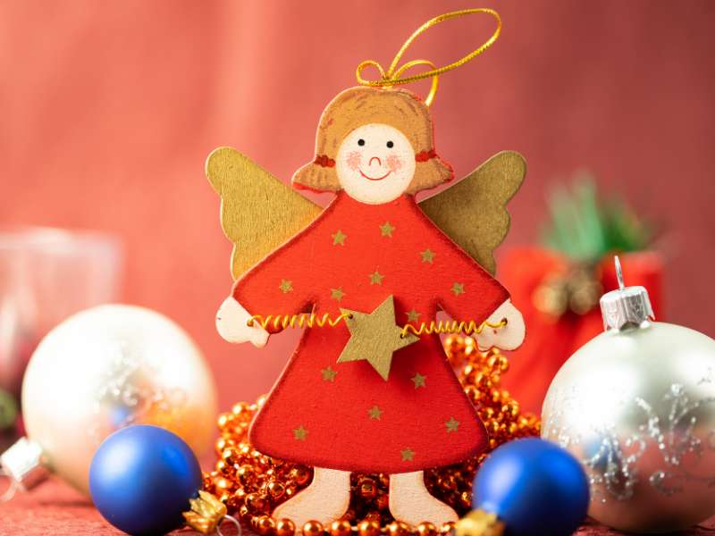 “Ange de Noël fabriqué en assiette en carton utilisé en décoration