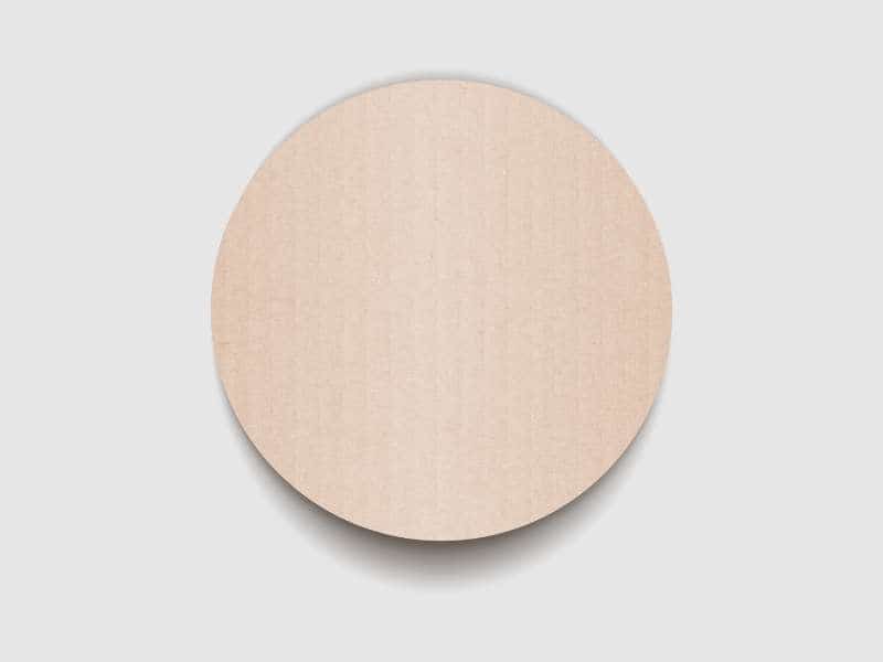 Découper des cercles en carton pour pompons en laine