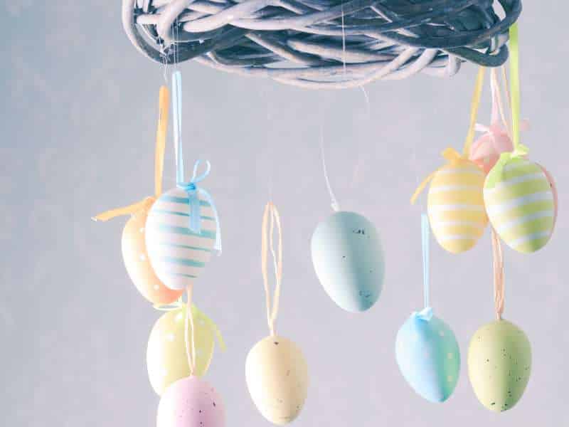 guirlande œufs de Pâques papier décoration enfant