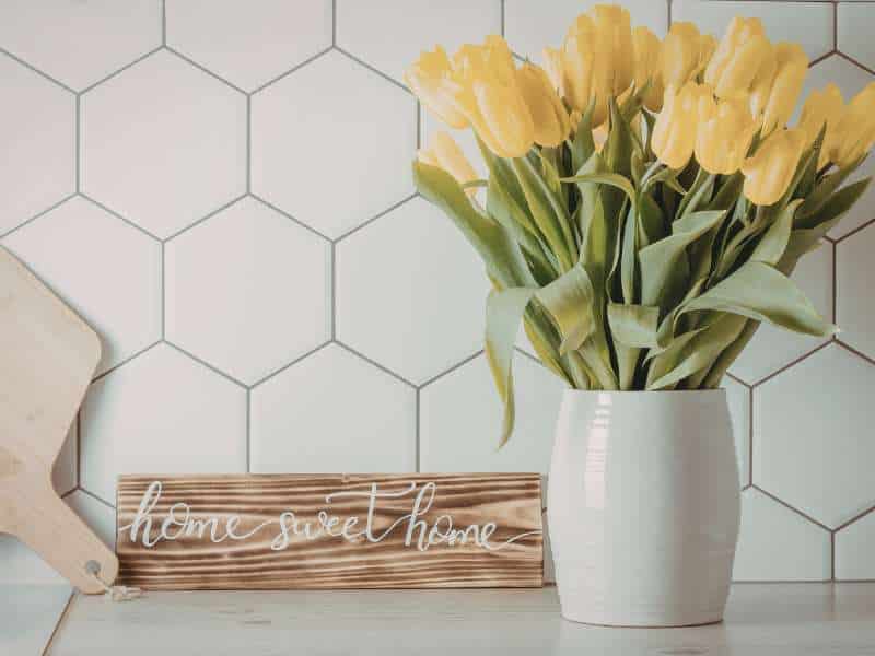 bouquet fleurs cuisine printemps décoration